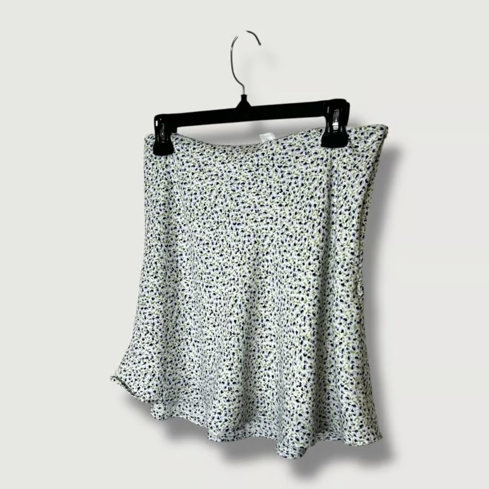Divided by H&M Blue Green Floral‎ Mini Skirt Size 10